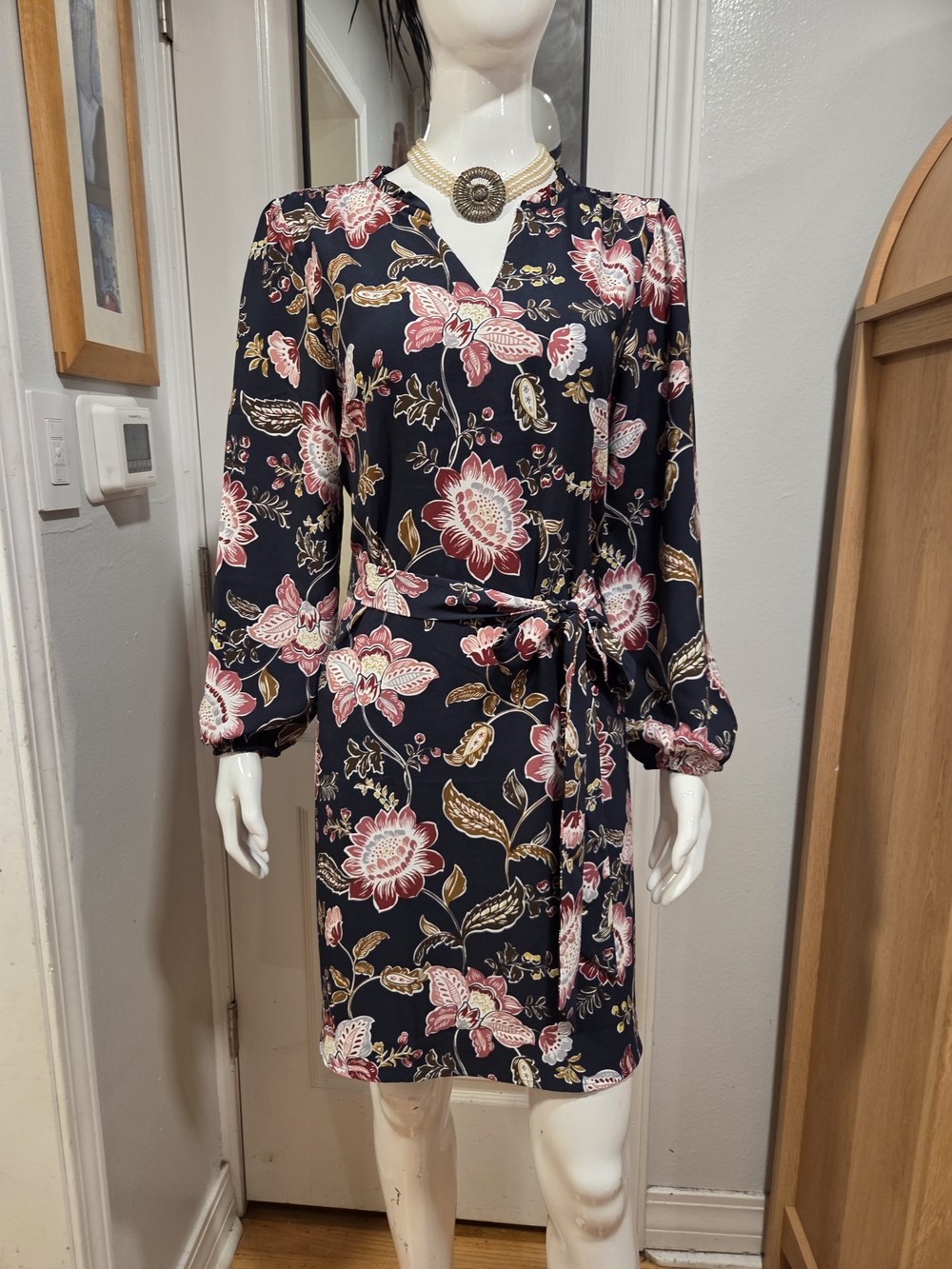 Ann Taylor Factory NWT Navy Floral Long-Sleeve Tie-Waist Dress Sz L petite